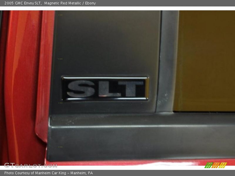 Magnetic Red Metallic / Ebony 2005 GMC Envoy SLT