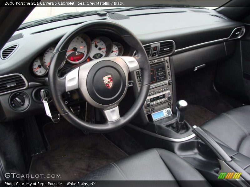 Dashboard of 2006 911 Carrera S Cabriolet