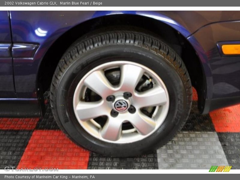 Marlin Blue Pearl / Beige 2002 Volkswagen Cabrio GLX