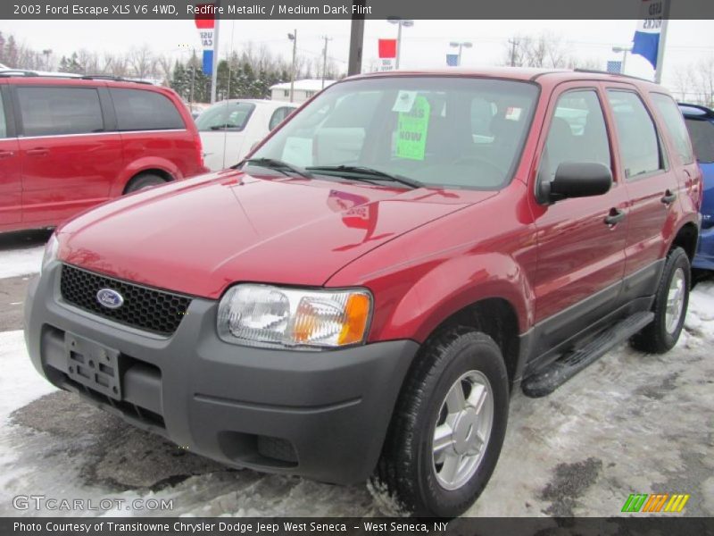 Front 3/4 View of 2003 Escape XLS V6 4WD