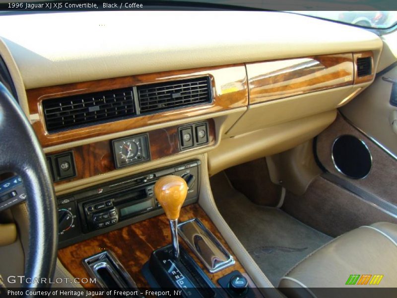 Dashboard of 1996 XJ XJS Convertible