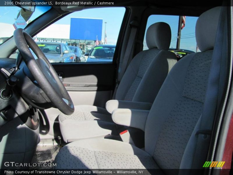 Bordeaux Red Metallic / Cashmere 2006 Chevrolet Uplander LS