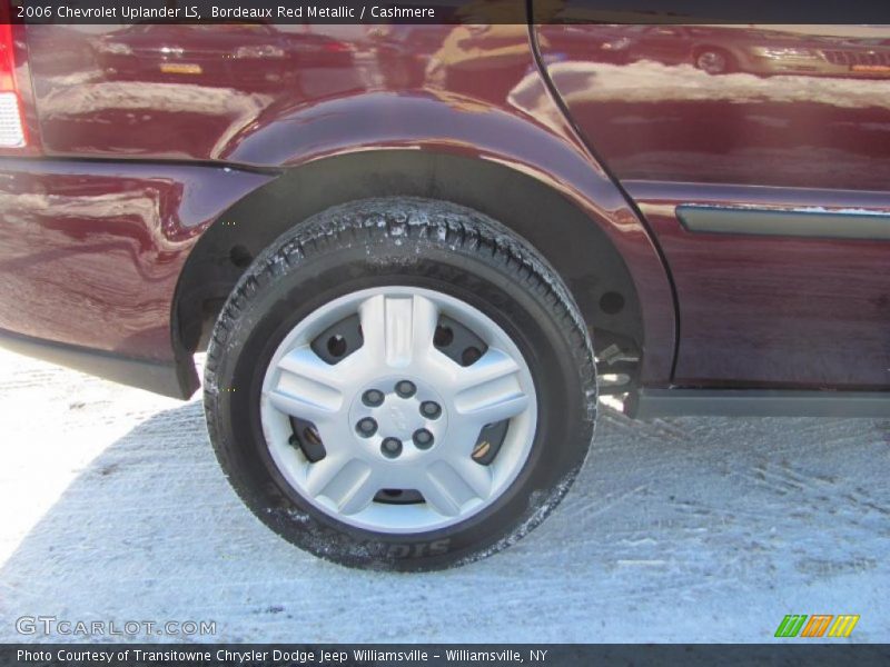 Bordeaux Red Metallic / Cashmere 2006 Chevrolet Uplander LS