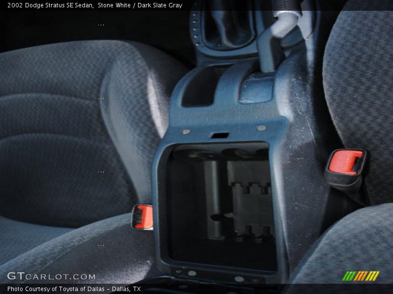 Stone White / Dark Slate Gray 2002 Dodge Stratus SE Sedan