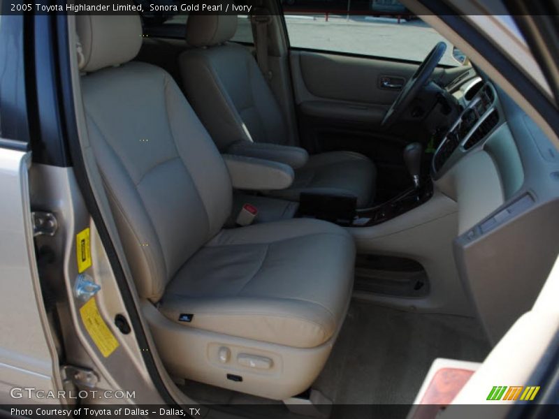 Sonora Gold Pearl / Ivory 2005 Toyota Highlander Limited