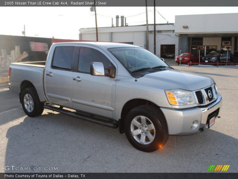 Radiant Silver / Steel 2005 Nissan Titan LE Crew Cab 4x4