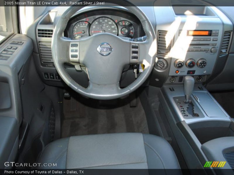Radiant Silver / Steel 2005 Nissan Titan LE Crew Cab 4x4
