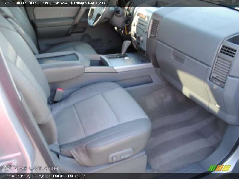 Radiant Silver / Steel 2005 Nissan Titan LE Crew Cab 4x4