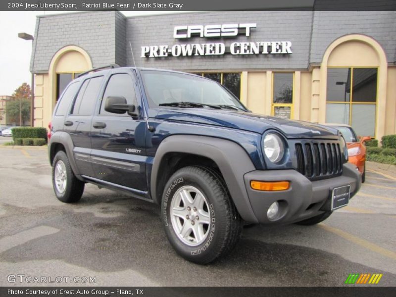 Patriot Blue Pearl / Dark Slate Gray 2004 Jeep Liberty Sport