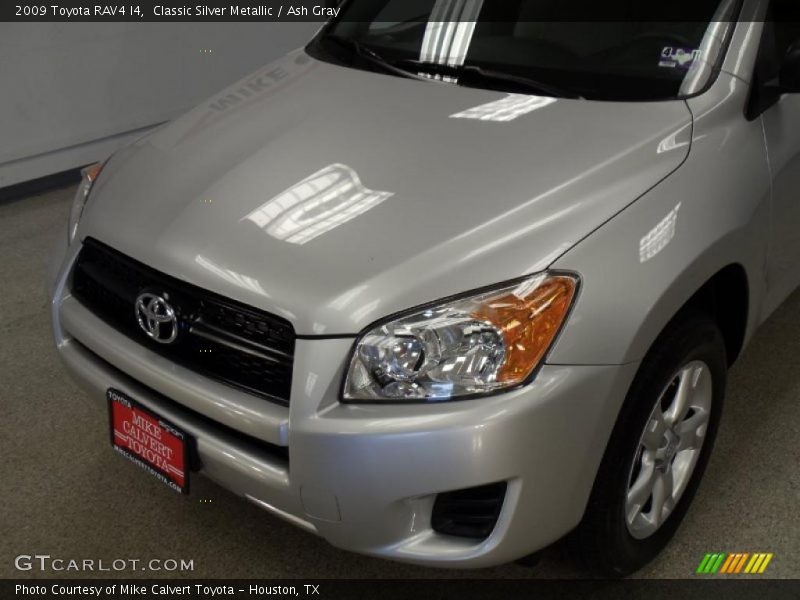 Classic Silver Metallic / Ash Gray 2009 Toyota RAV4 I4