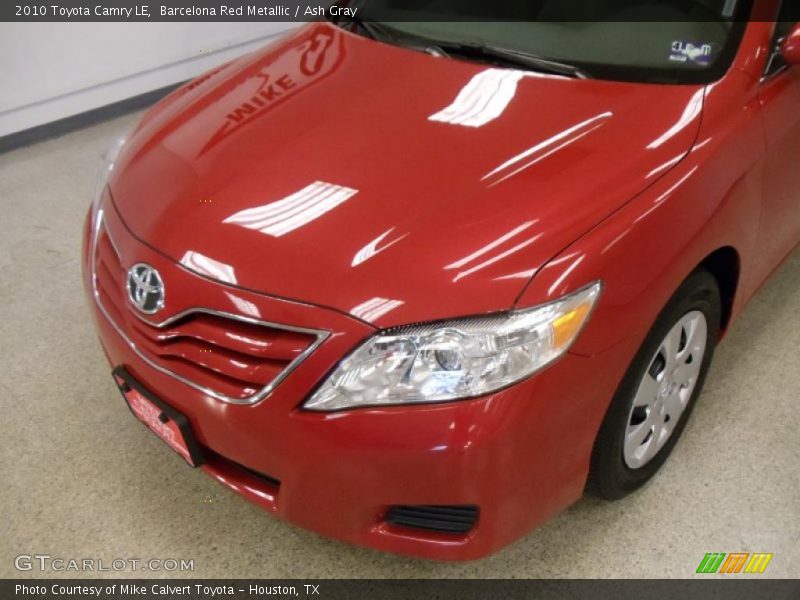 Barcelona Red Metallic / Ash Gray 2010 Toyota Camry LE