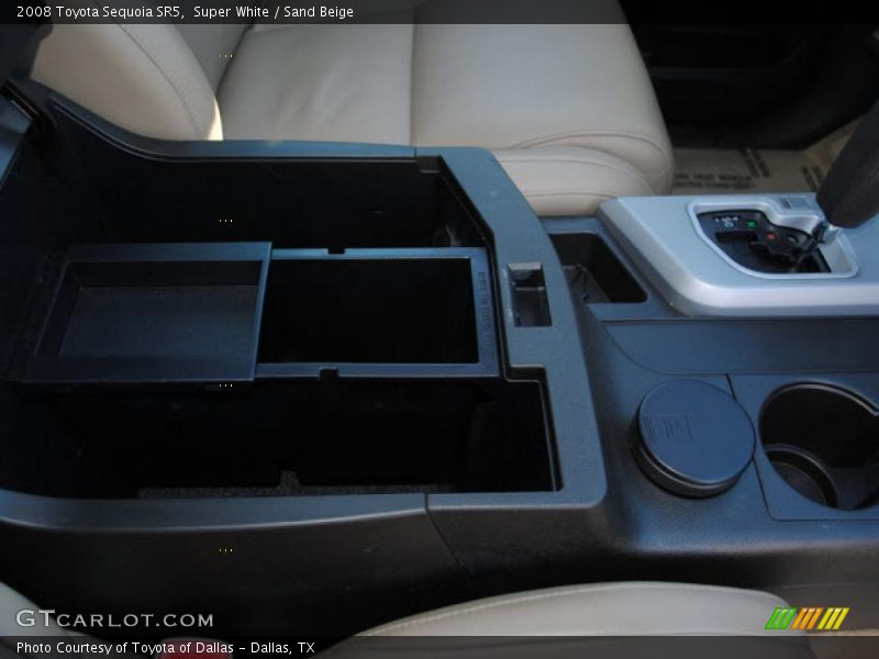 Super White / Sand Beige 2008 Toyota Sequoia SR5