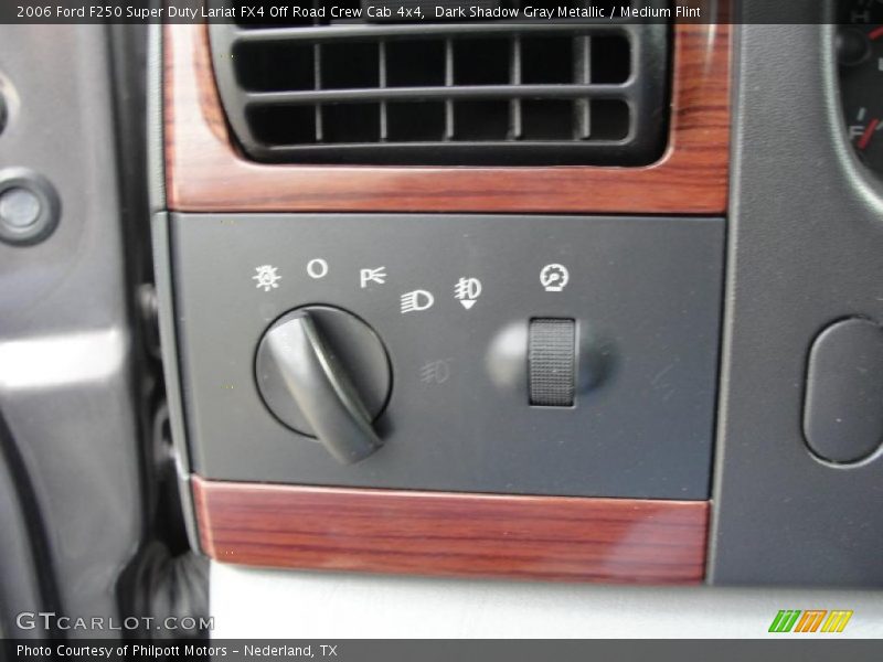 Dark Shadow Gray Metallic / Medium Flint 2006 Ford F250 Super Duty Lariat FX4 Off Road Crew Cab 4x4