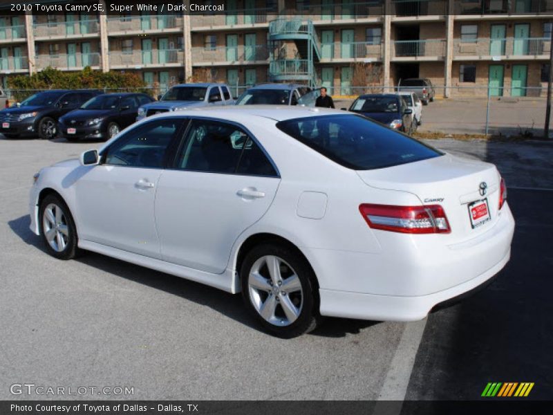 Super White / Dark Charcoal 2010 Toyota Camry SE