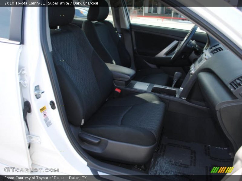 Super White / Dark Charcoal 2010 Toyota Camry SE