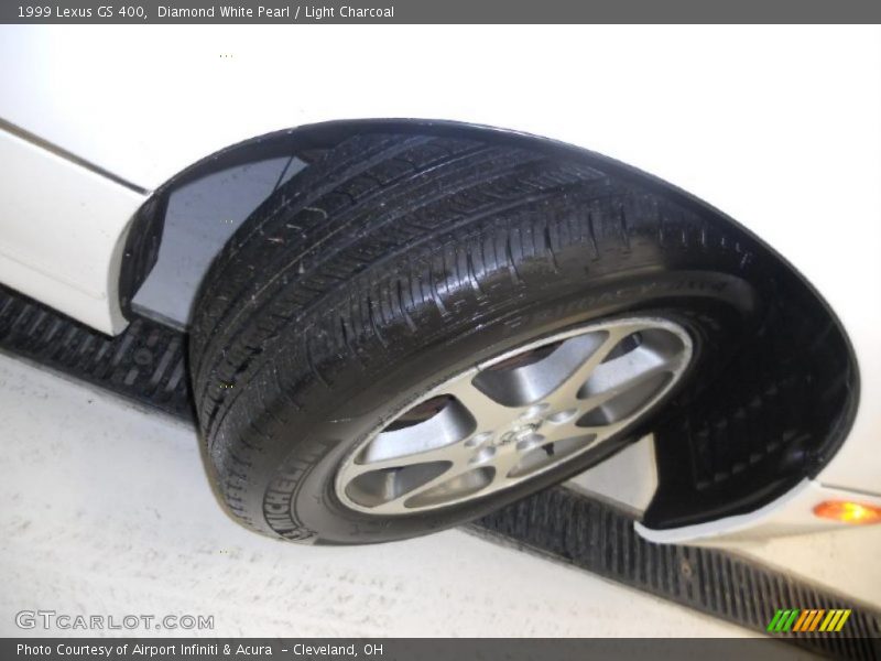 Diamond White Pearl / Light Charcoal 1999 Lexus GS 400