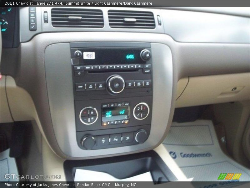 Summit White / Light Cashmere/Dark Cashmere 2011 Chevrolet Tahoe Z71 4x4