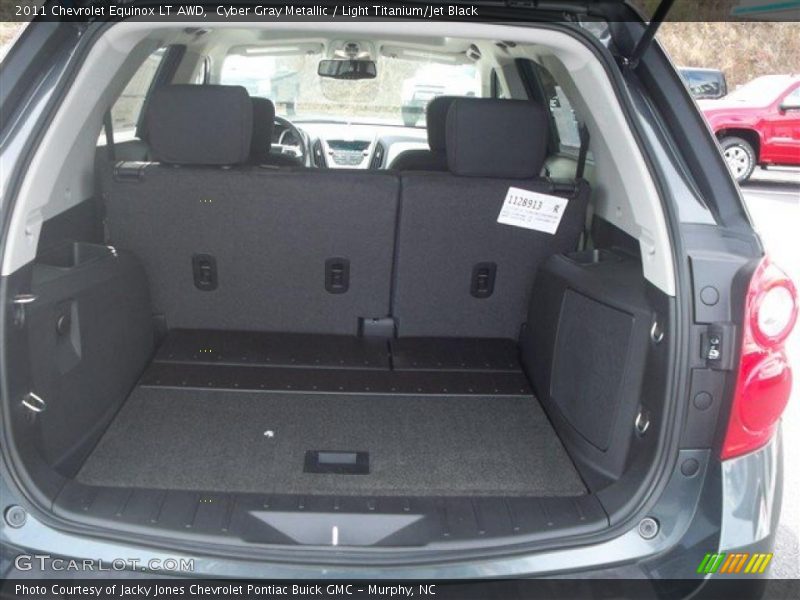  2011 Equinox LT AWD Trunk