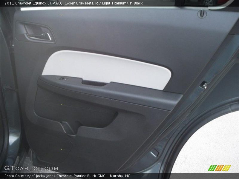 Cyber Gray Metallic / Light Titanium/Jet Black 2011 Chevrolet Equinox LT AWD