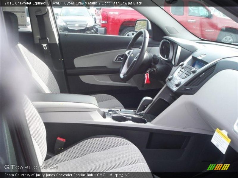 Cyber Gray Metallic / Light Titanium/Jet Black 2011 Chevrolet Equinox LT AWD