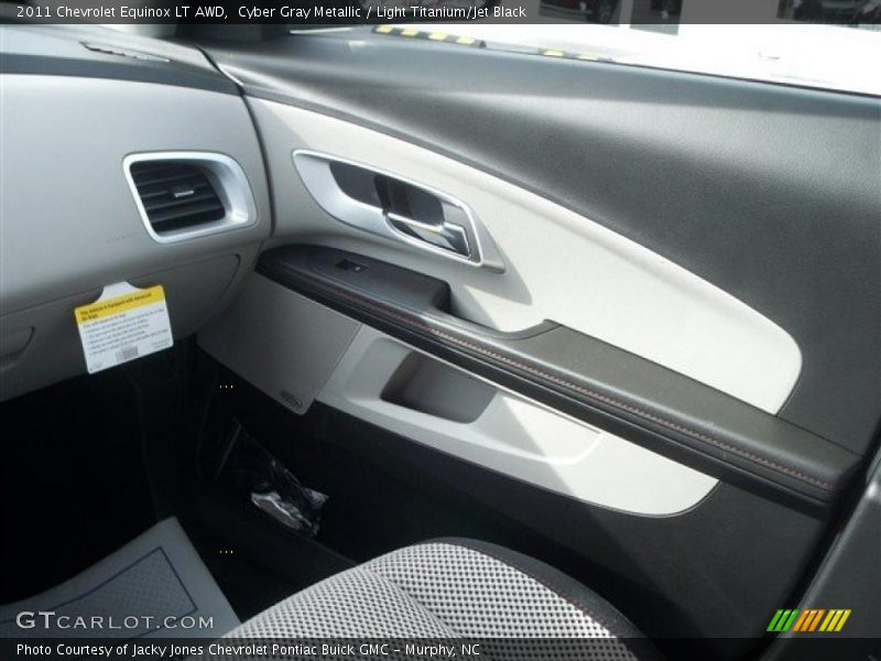 Cyber Gray Metallic / Light Titanium/Jet Black 2011 Chevrolet Equinox LT AWD