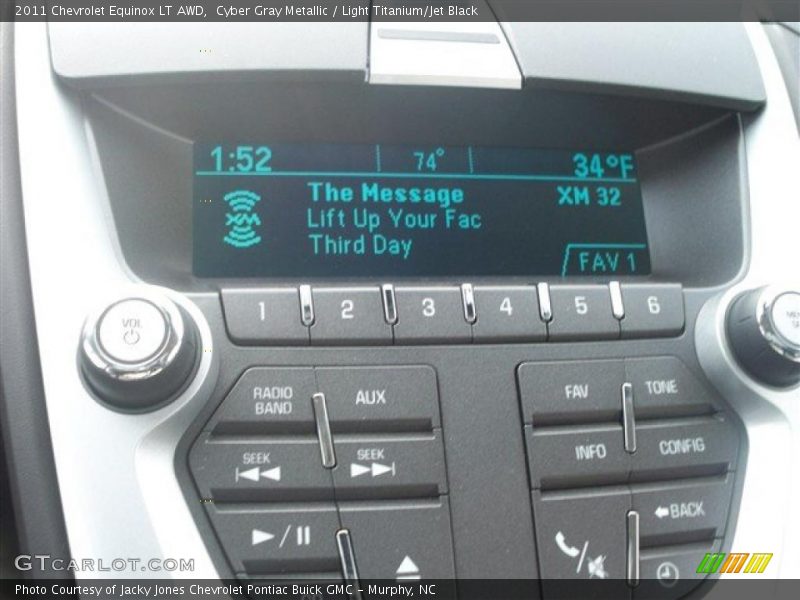 Controls of 2011 Equinox LT AWD