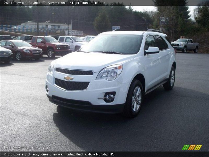 Summit White / Light Titanium/Jet Black 2011 Chevrolet Equinox LT