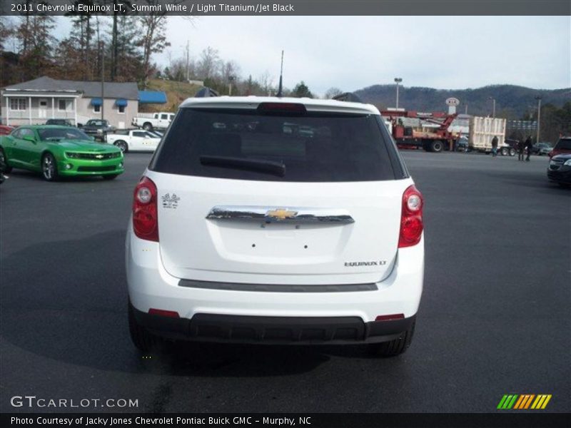 Summit White / Light Titanium/Jet Black 2011 Chevrolet Equinox LT