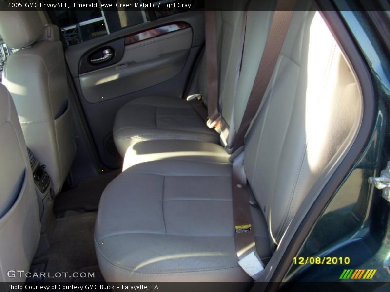 Emerald Jewel Green Metallic / Light Gray 2005 GMC Envoy SLT