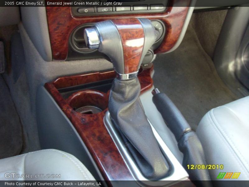 Emerald Jewel Green Metallic / Light Gray 2005 GMC Envoy SLT
