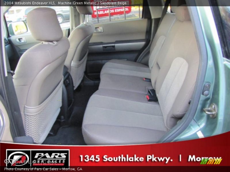 Machine Green Metallic / Sandblast Beige 2004 Mitsubishi Endeavor XLS