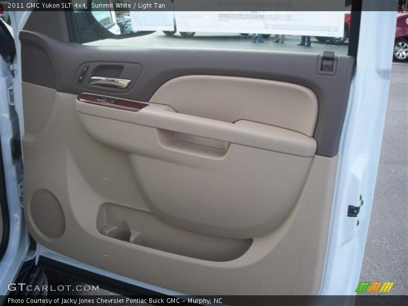 Summit White / Light Tan 2011 GMC Yukon SLT 4x4