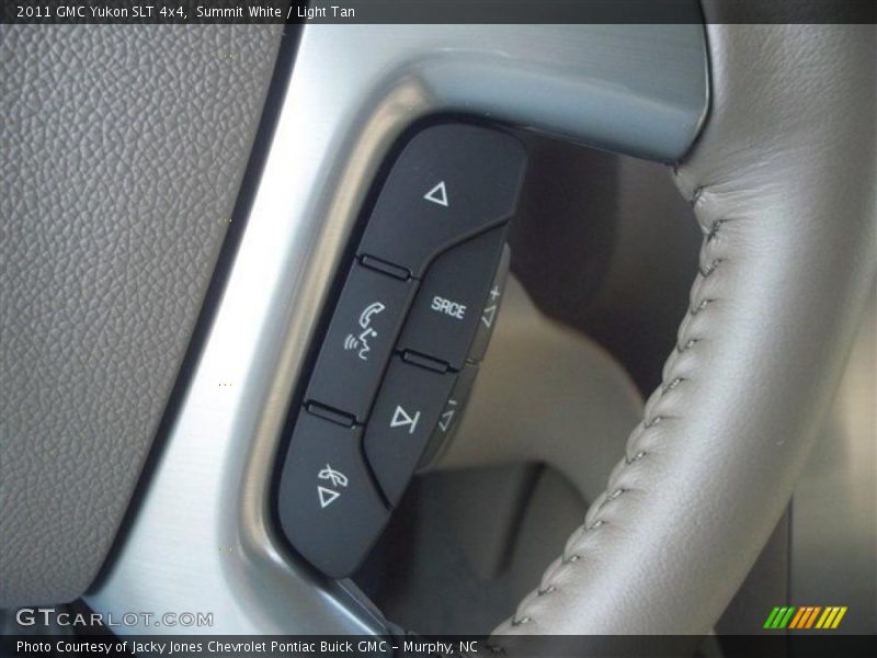 Summit White / Light Tan 2011 GMC Yukon SLT 4x4