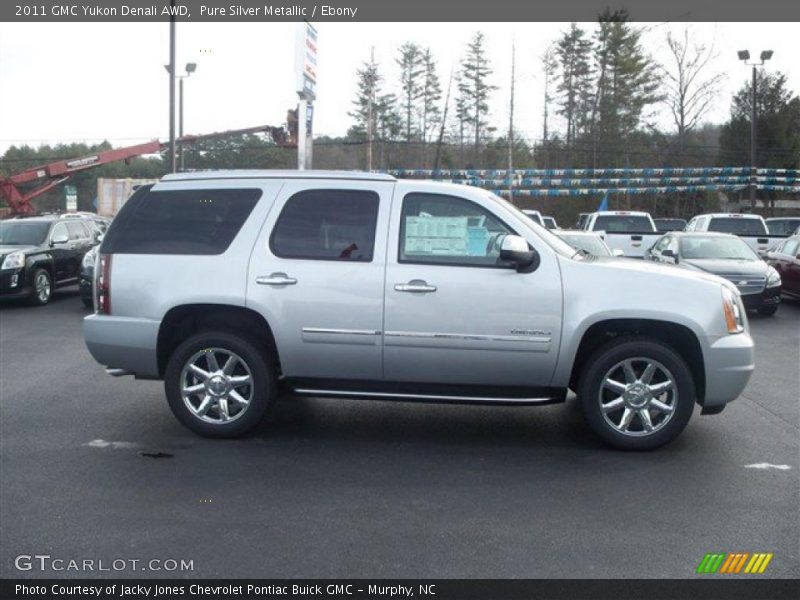  2011 Yukon Denali AWD Pure Silver Metallic