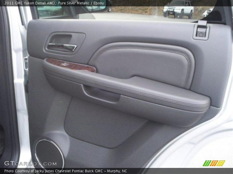 Pure Silver Metallic / Ebony 2011 GMC Yukon Denali AWD