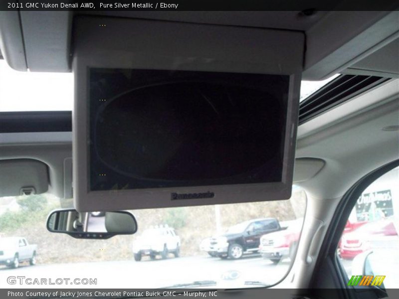 Pure Silver Metallic / Ebony 2011 GMC Yukon Denali AWD
