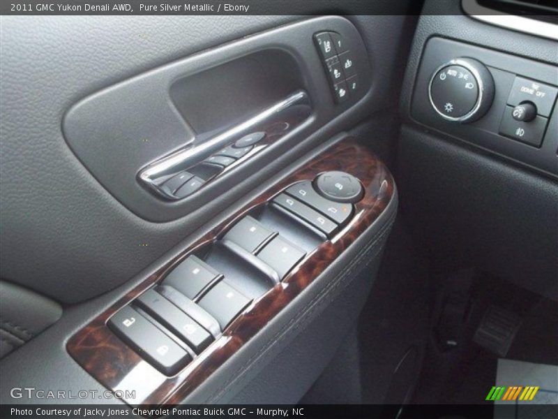 Pure Silver Metallic / Ebony 2011 GMC Yukon Denali AWD