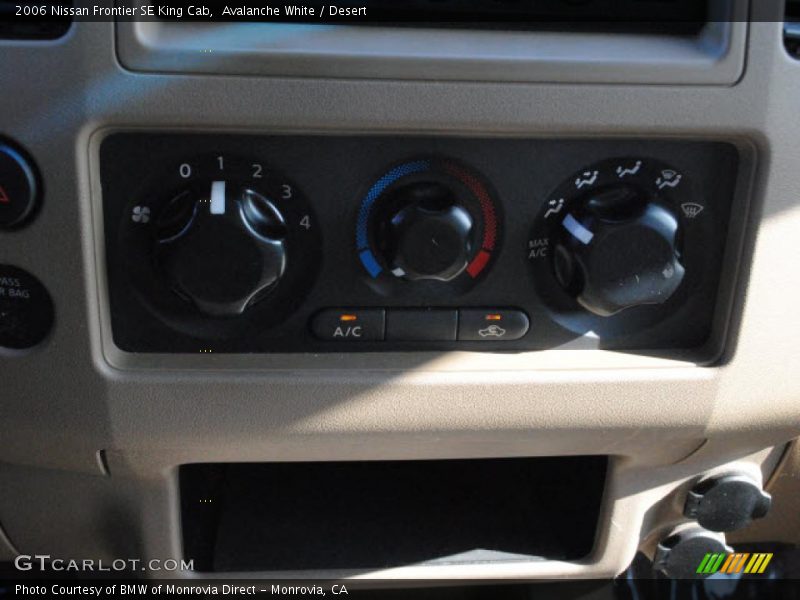 Avalanche White / Desert 2006 Nissan Frontier SE King Cab