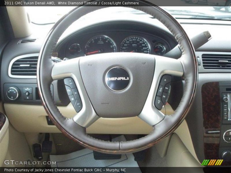White Diamond Tintcoat / Cocoa/Light Cashmere 2011 GMC Yukon Denali AWD