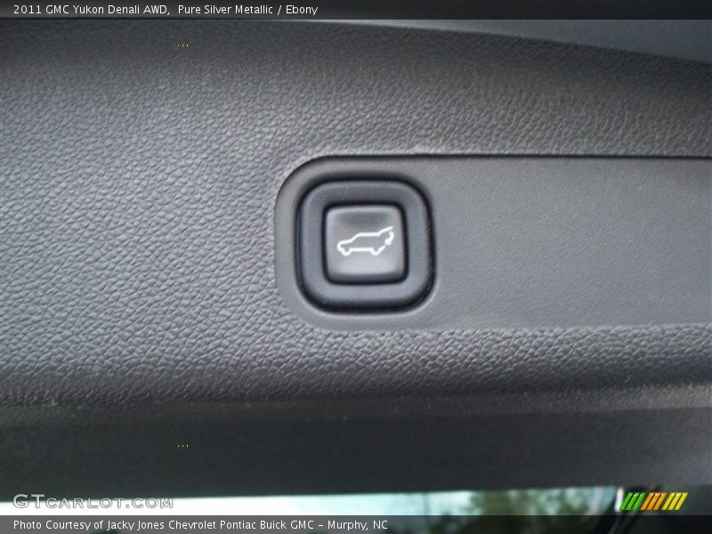 Pure Silver Metallic / Ebony 2011 GMC Yukon Denali AWD
