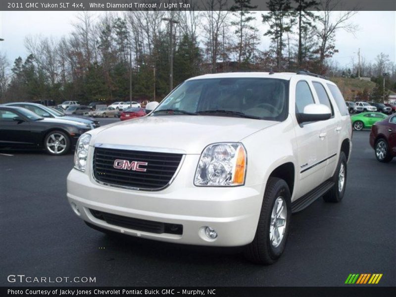 White Diamond Tintcoat / Light Tan 2011 GMC Yukon SLT 4x4