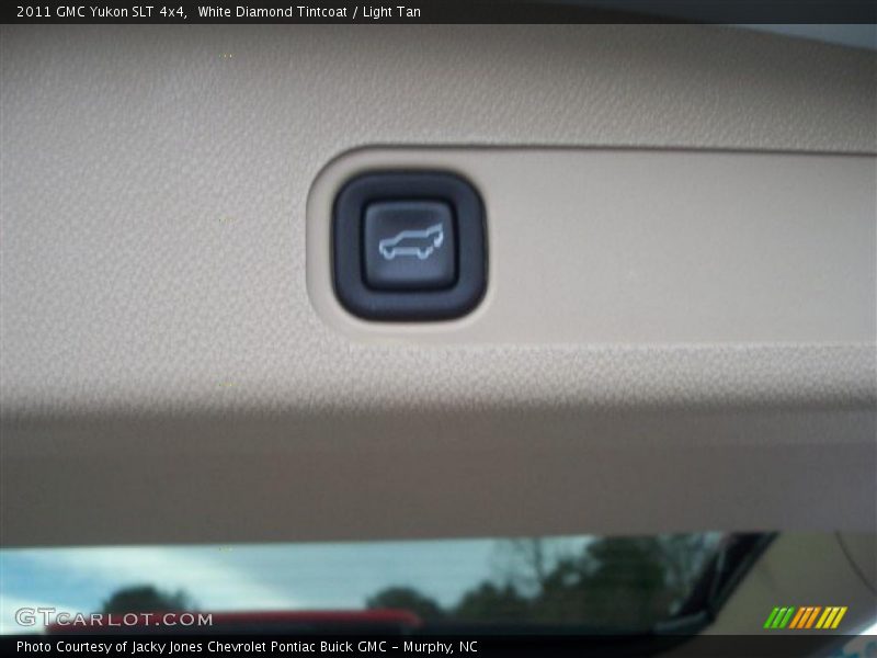 White Diamond Tintcoat / Light Tan 2011 GMC Yukon SLT 4x4