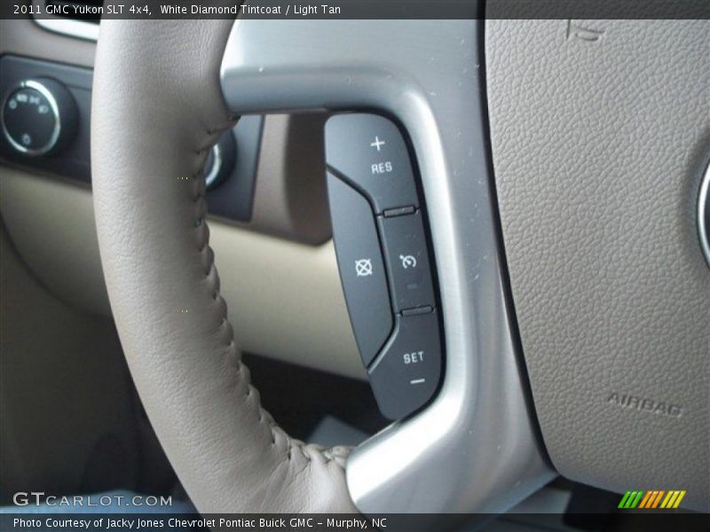 White Diamond Tintcoat / Light Tan 2011 GMC Yukon SLT 4x4