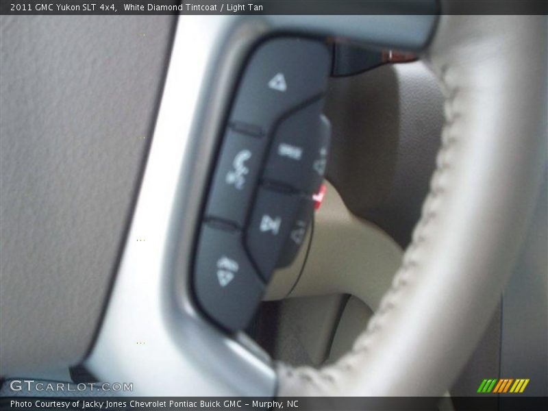 White Diamond Tintcoat / Light Tan 2011 GMC Yukon SLT 4x4