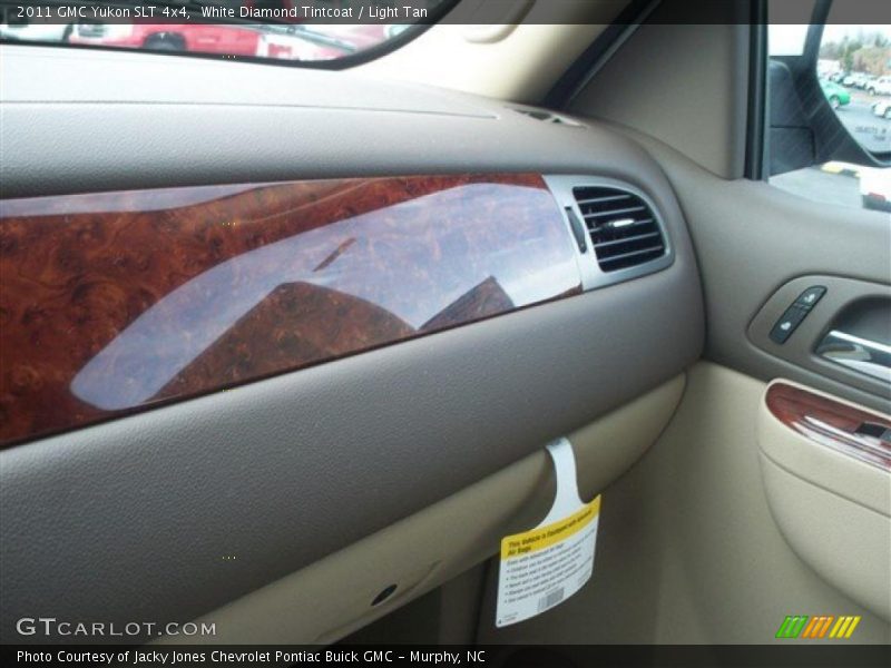 White Diamond Tintcoat / Light Tan 2011 GMC Yukon SLT 4x4