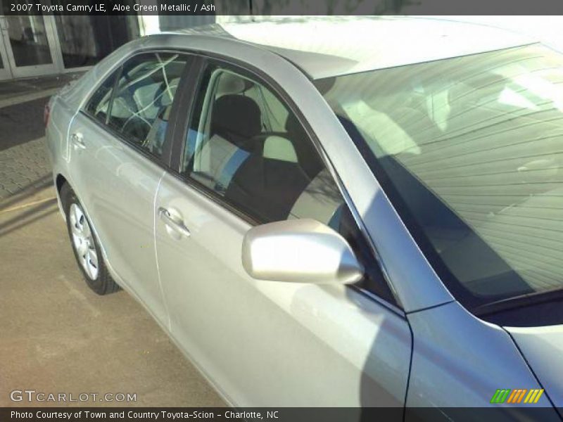Aloe Green Metallic / Ash 2007 Toyota Camry LE