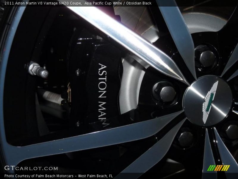  2011 V8 Vantage N420 Coupe Logo