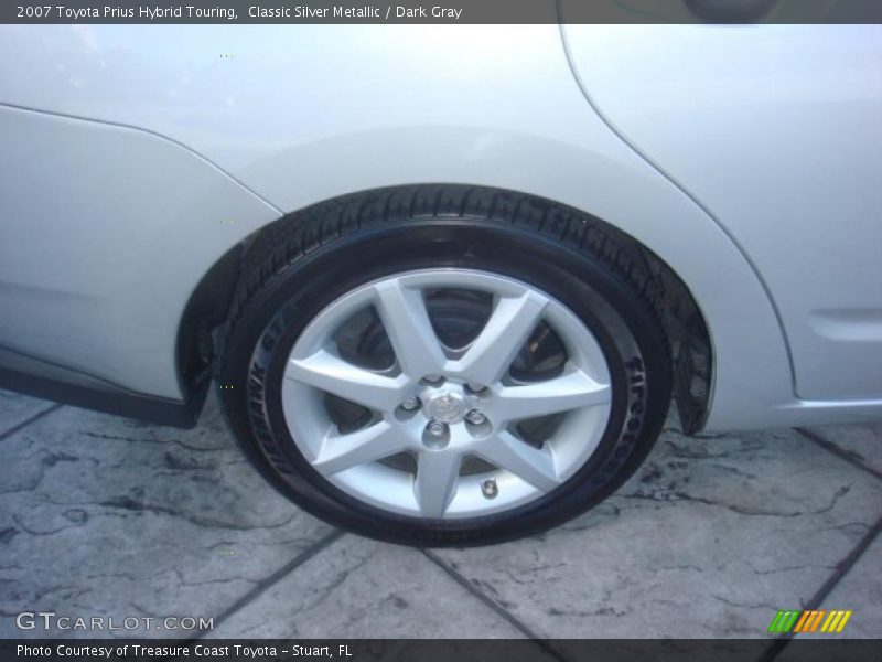  2007 Prius Hybrid Touring Wheel