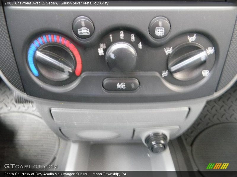 Galaxy Silver Metallic / Gray 2005 Chevrolet Aveo LS Sedan