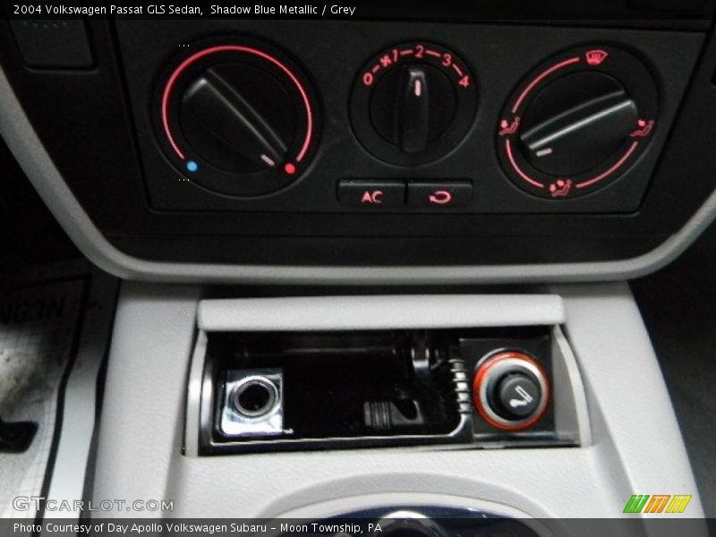 Shadow Blue Metallic / Grey 2004 Volkswagen Passat GLS Sedan